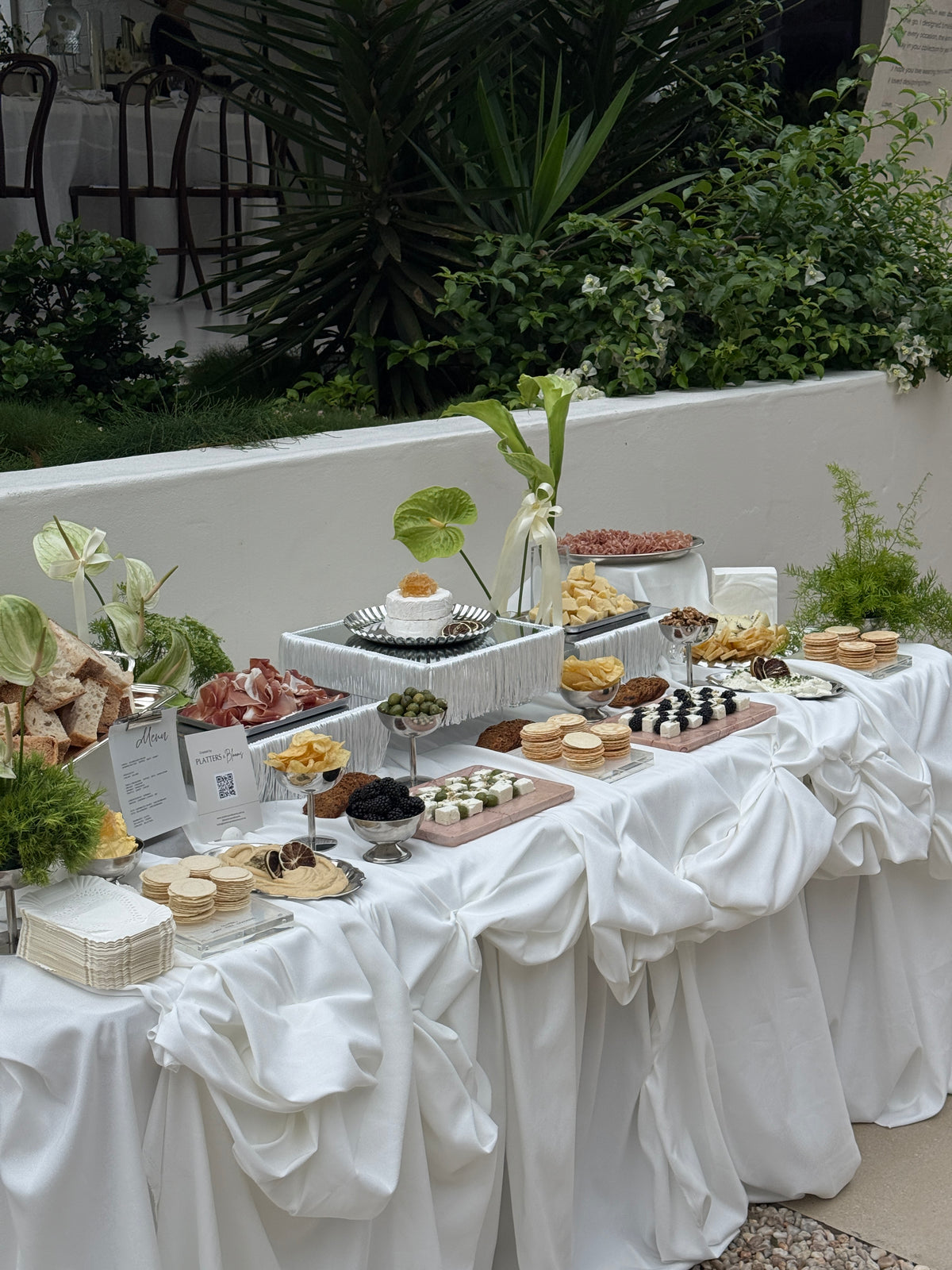 CUSTOM GRAZING TABLE